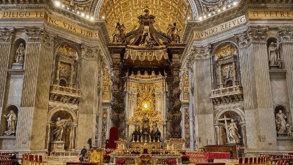 Almost 300 years later, Bernini's canopy in St. Peter's Basilica is getting a face lift